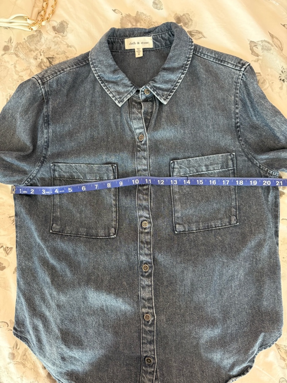 Cloth & Stone Chambray Shirt Size M - Picture 5 of 7